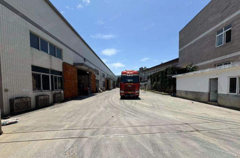 厂房岀租独门独院 3600平方 800起分租适合模具压铸玻璃