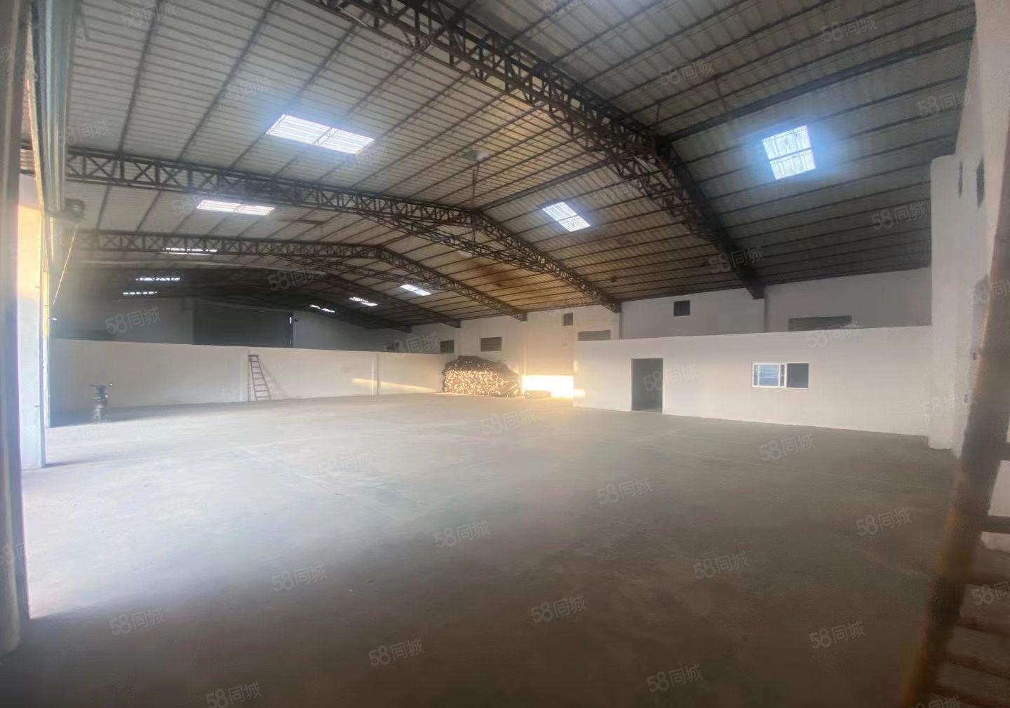 靠深圳光明黄江靠大马路边钢构单一层厂房出租800平方可分一半