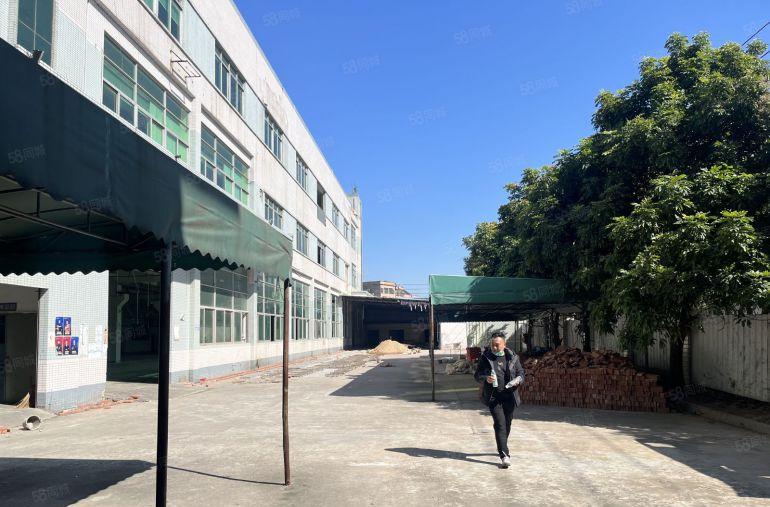 黄江本地房东新出标准独院带牛角位。适合五金注塑电子加工等行业