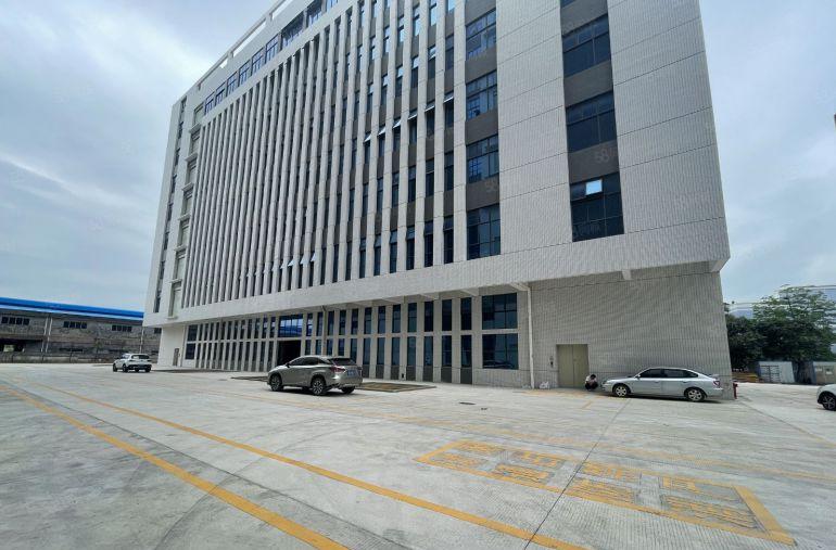 黄江全新标准独栋24000重工业厂房出租，大小可分租