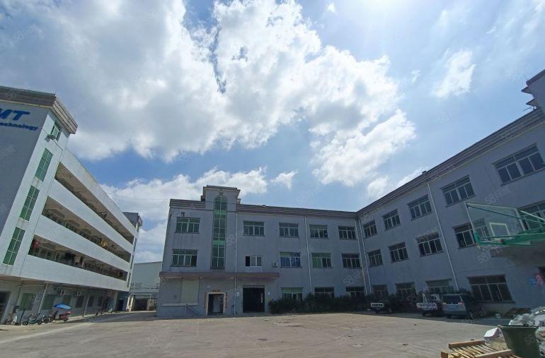 黄江北岸自有厂房2000平带大气前台豪华装修可低价甩