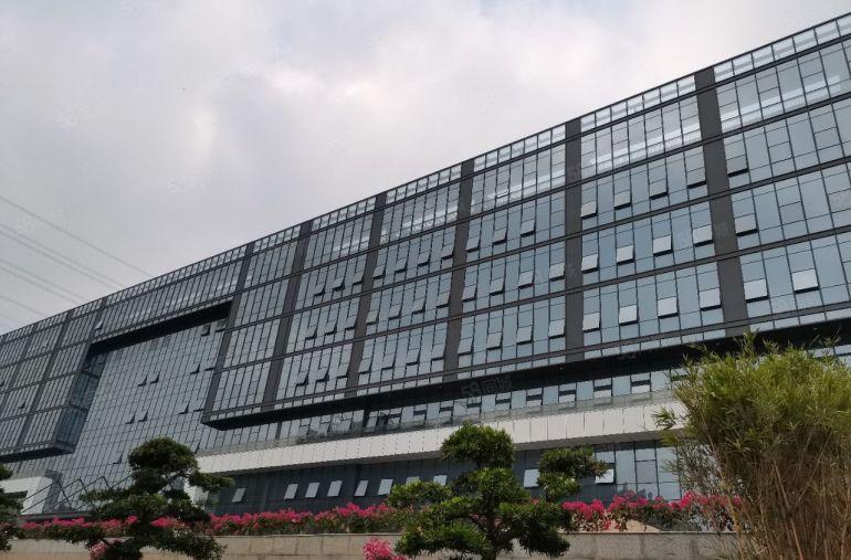 黄江一手房东全新高端大气3.3万厂房出租