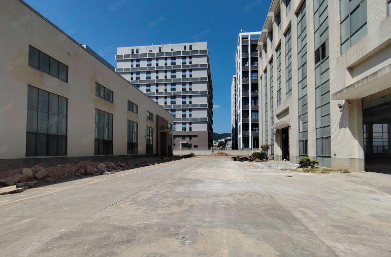 黄江镇临深标准厂房，园区独栋，14层，首层8米高，形象好