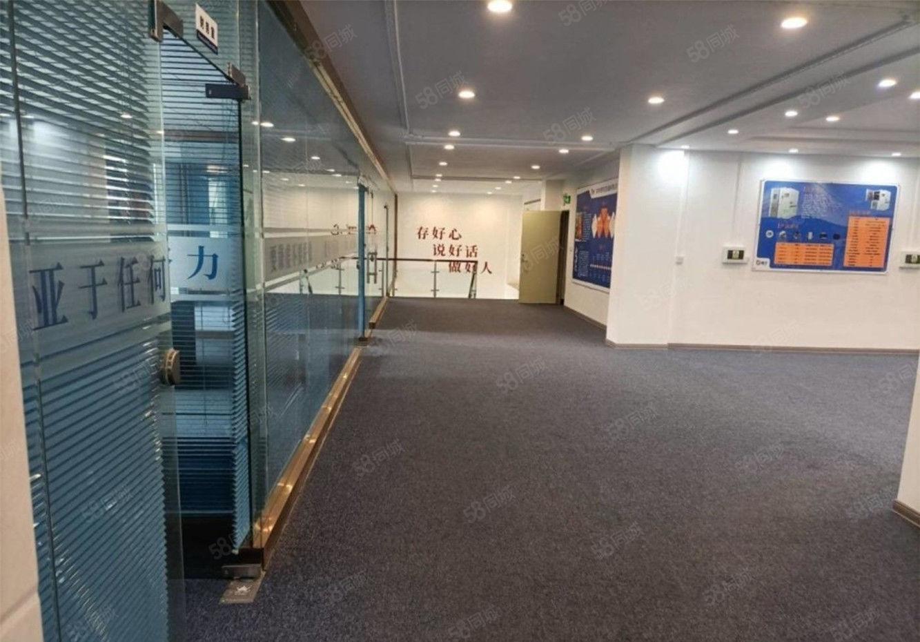 黄江工业园区厂房出租一楼1500方，地坪漆消防齐全，交通便利