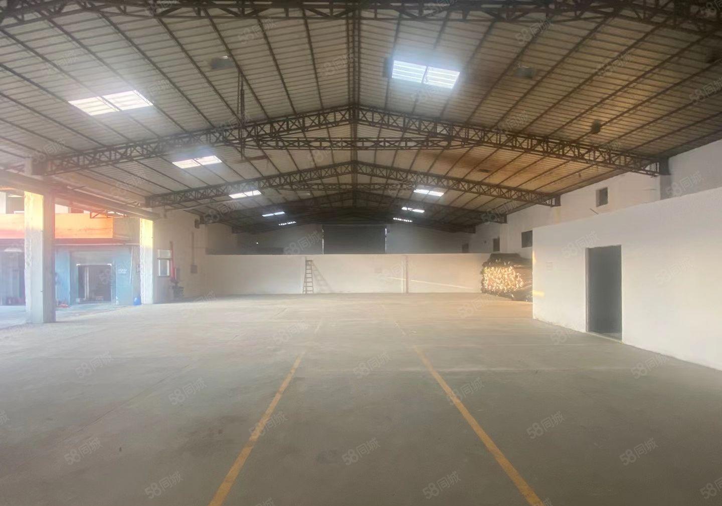 靠深圳光明黄江靠大马路边钢构单一层厂房出租800平方可分一半