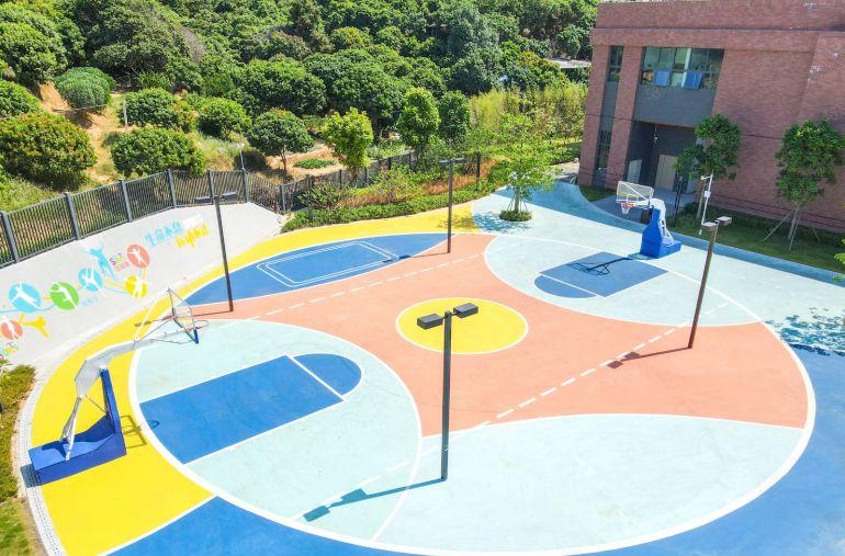 全新高标厂房出租，学院派建筑，配套齐全，可办环评，价格公道