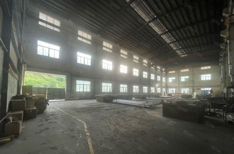 大岭山独院厂房滴水15米燃气通车间现成航车周围无居民