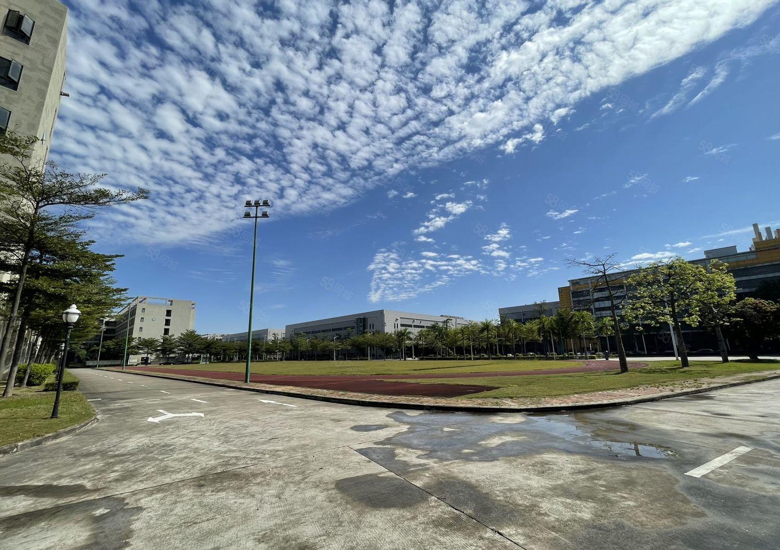 原房东花园式国有双证厂房招租，园区占地20万平，建筑32万平