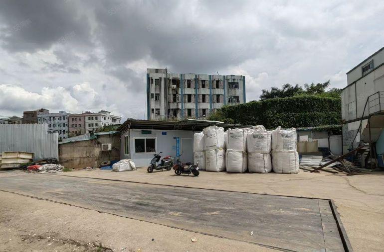 大岭山镇马蹄岗钢构厂房可注塑冲压，空地大货车随意进出