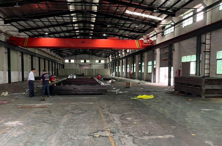 大岭山镇原房东9米高钢构2000平带现成航车低价出租临近深圳