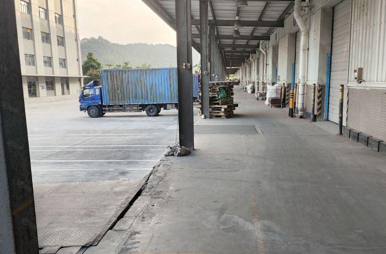 大岭山镇物流仓库，快递仓库，电商仓库，高台仓库出租，高速近