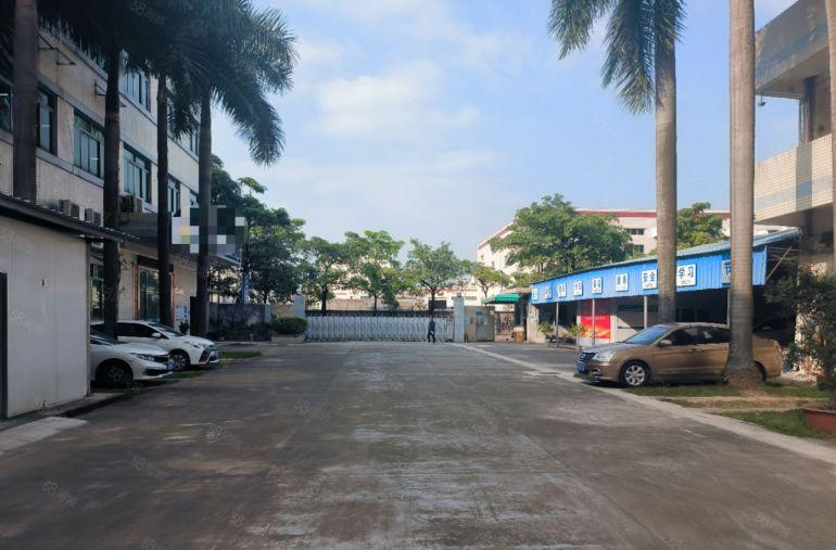 临近莞深高速  杨屋村空出原房东3层2400平低价厂房出租