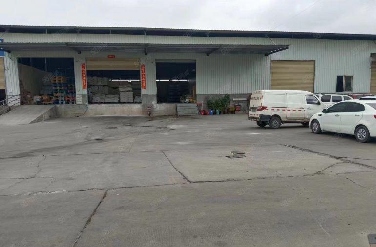 临近深圳方向 大岭山原房东出租2000平厂房空地大可分租