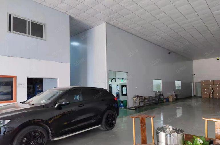 大岭山石大路旁单一层现成航车 小面积厂房出租 高7米 精装修