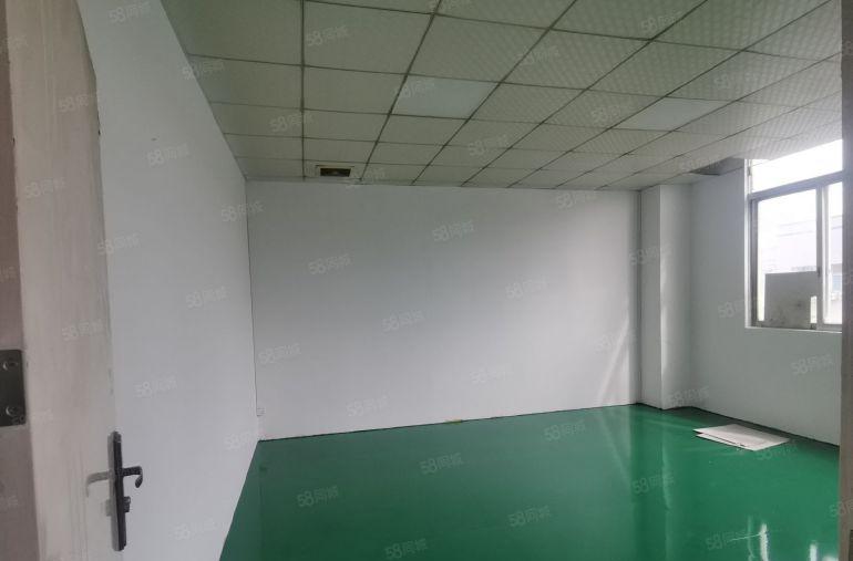 大岭山2000平10元本地房东红本独院标准三楼精装修厂房出租