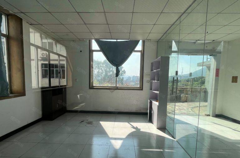 大岭山杨屋楼上400平 精装修 报价10元不到