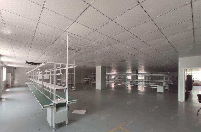 东莞大岭山杨屋高速口附近楼上2000平精装修工业厂房出租