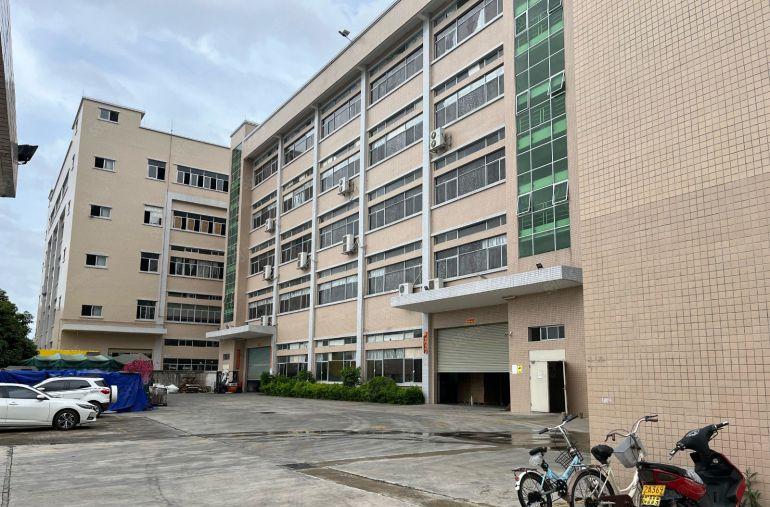 10元出租大岭山原房东独院精装修一到五楼单层面积1150平米