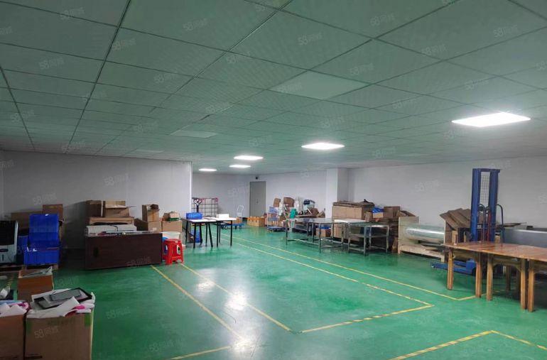 无尘车间 大岭山镇杨屋村空出楼上350平方厂房出租 水电齐全