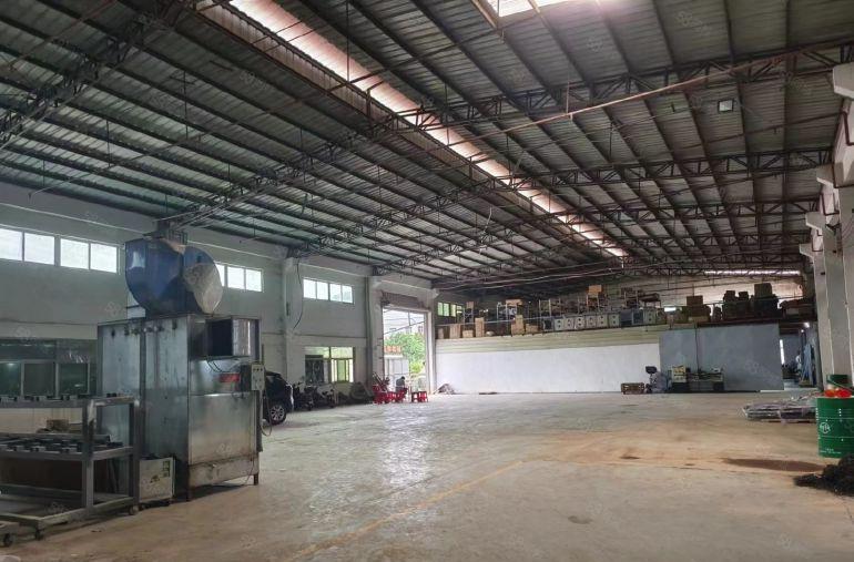 东莞大岭山石大路边空出标准单一层适合五金机械设备塑胶厂房出租