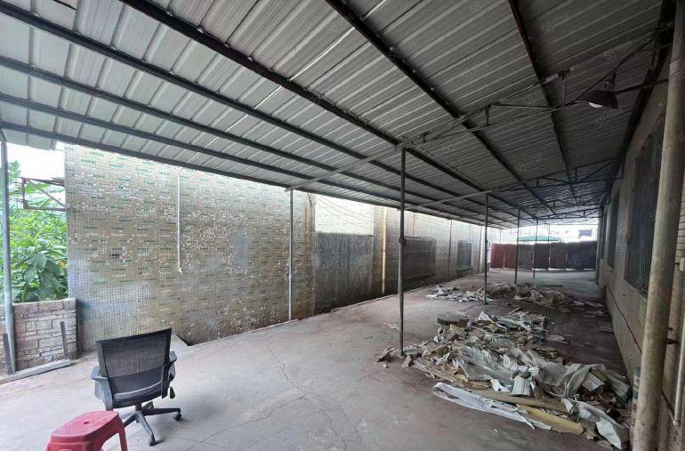 大岭山厂房出租1000平，原房东独院  好进出货车 近国道