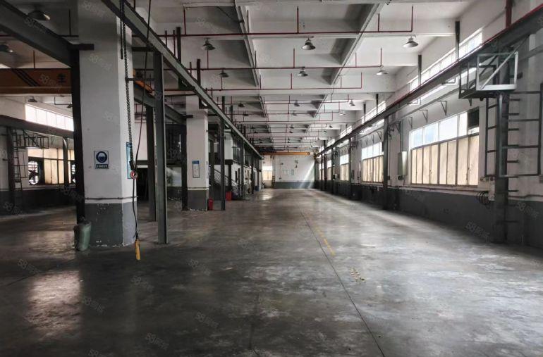 重工业福音 大岭山厂房出租1700平 靠近国道好进车可分租