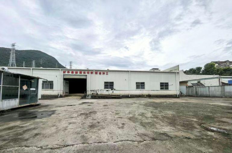 大岭山颜屋村107国道旁新出独门独院单一层1200平厂房出租