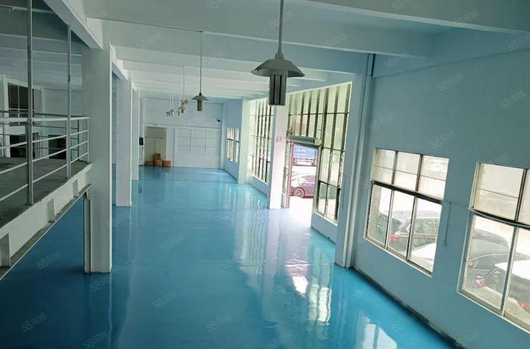 真正一层当两层用，阁楼不算钱