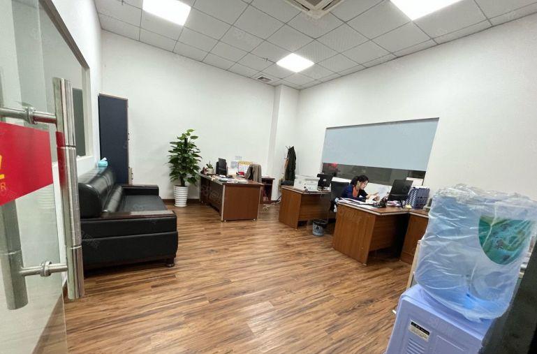 大岭山镇鸡翅岭高新园区一楼1400平低价出租8米上市公司形象