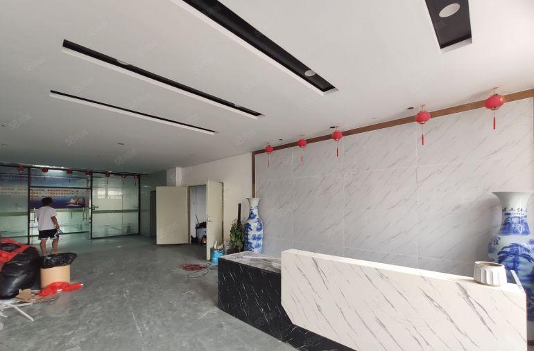 大岭山杨屋新空出三楼1800平洁净车间工业厂房出租