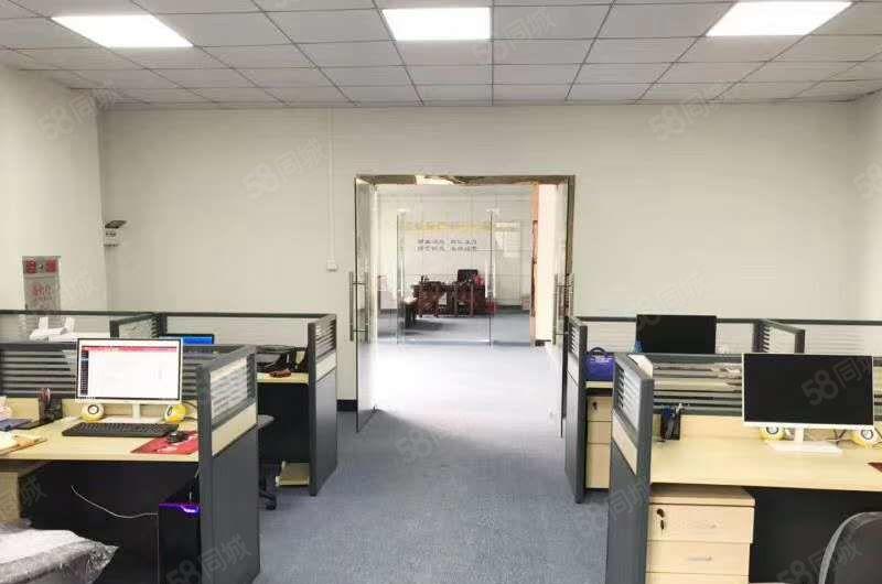 大岭山标准厂房一楼1200平方，重工业厂房，水电齐全，空地大