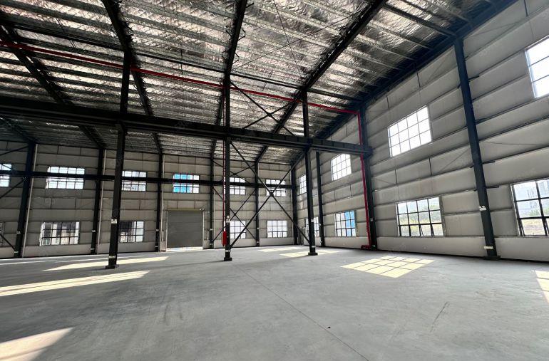 可分租！大岭山杨屋红本独栋原房东滴水高12米 空地超大