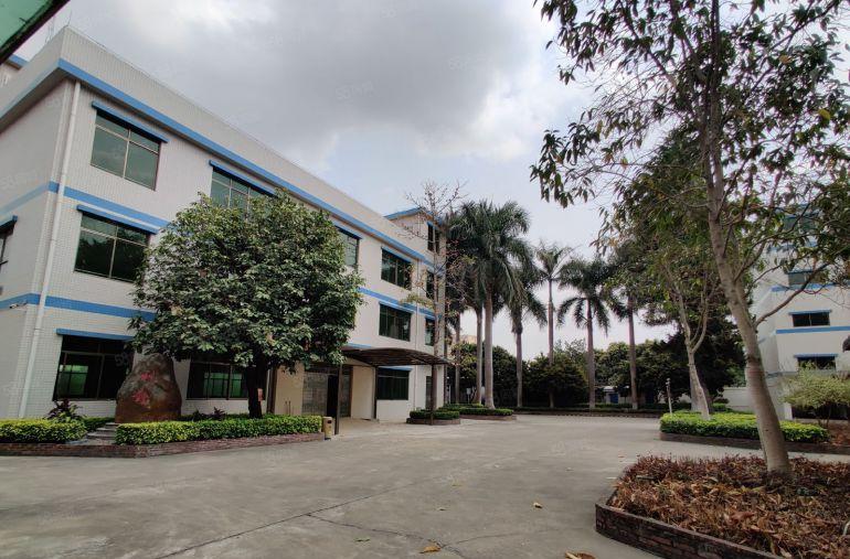 大片美工业区新出房东直租独院厂房8500平方，每层带豪华装修