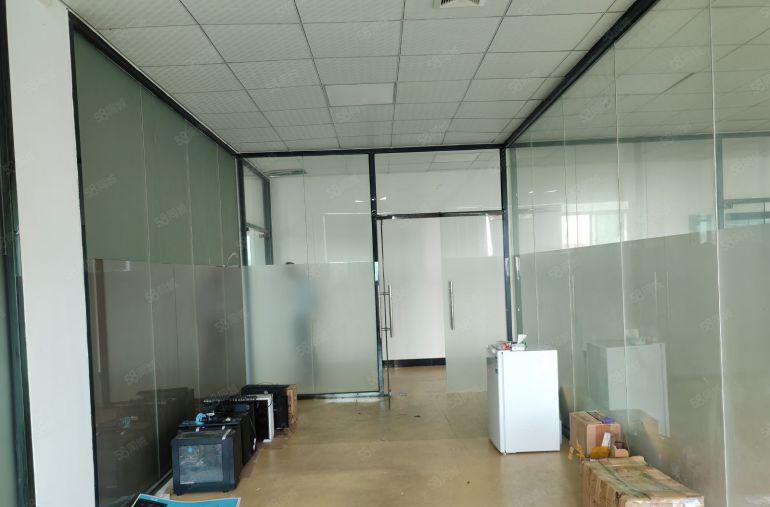 大岭山原房东花园式标准厂房现成豪华装修洁净车间，实际面积出租