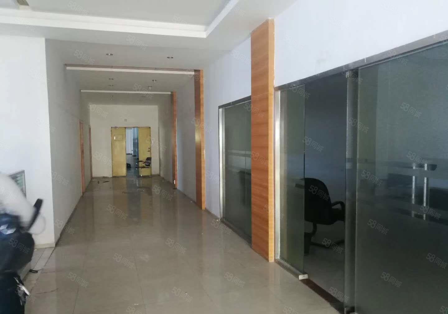 大岭山新空出标准工业园多楼层2260平方厂房出租，环境优美