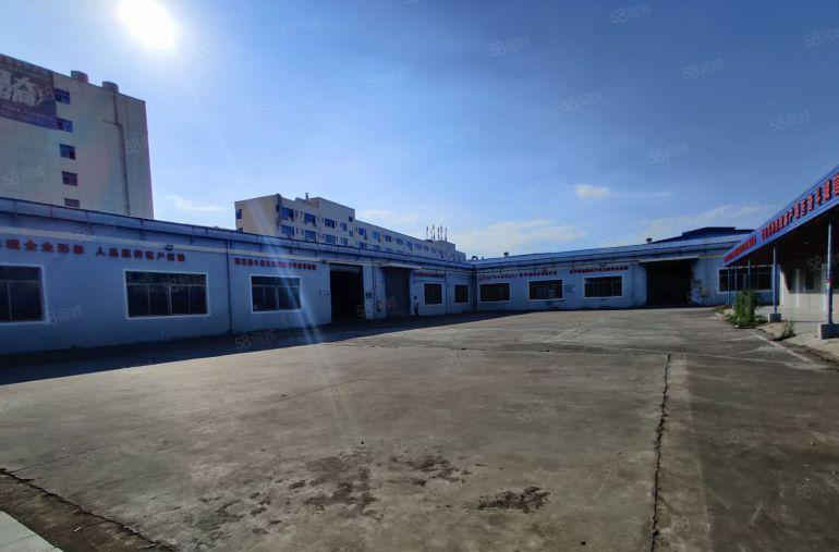 大岭山镇新出原房东单一层钢构独院厂房2300平，院子空地超大