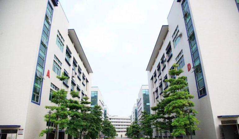 标准工业厂房，一手房东，地理位置优越，交通便利，配套设施齐全