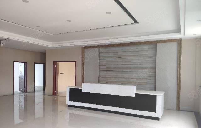 大岭山新空出标准工业园多楼层2260平方厂房出租，环境优美