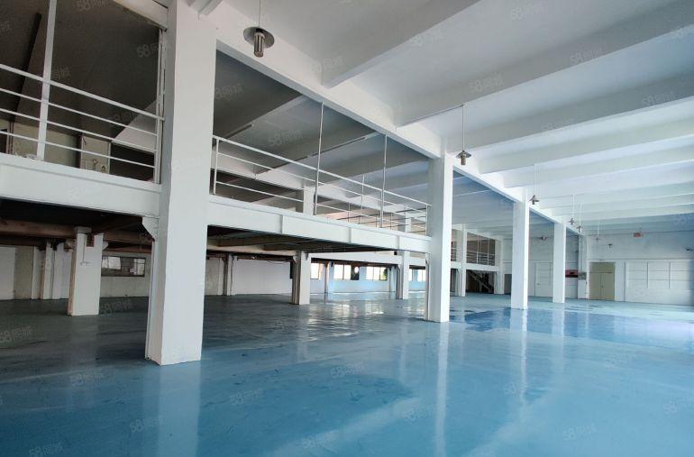 颜屋工业区新出标准厂房一楼1000平方阁楼600平方免费赠送