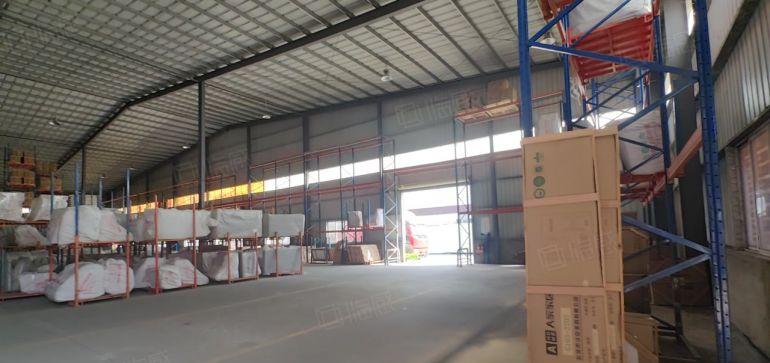 大岭山镇高速口8000平钢结构滴水9米，实际面积出租，低价租