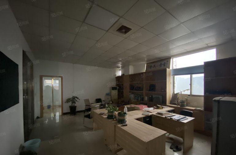 13元超低价 新塘村空出实际面积2层3300平方家具厂房出租