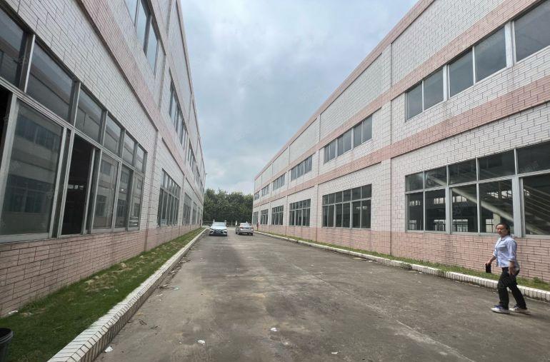 大岭山中心城区靠近深圳原房东单一层独院 滴水9米