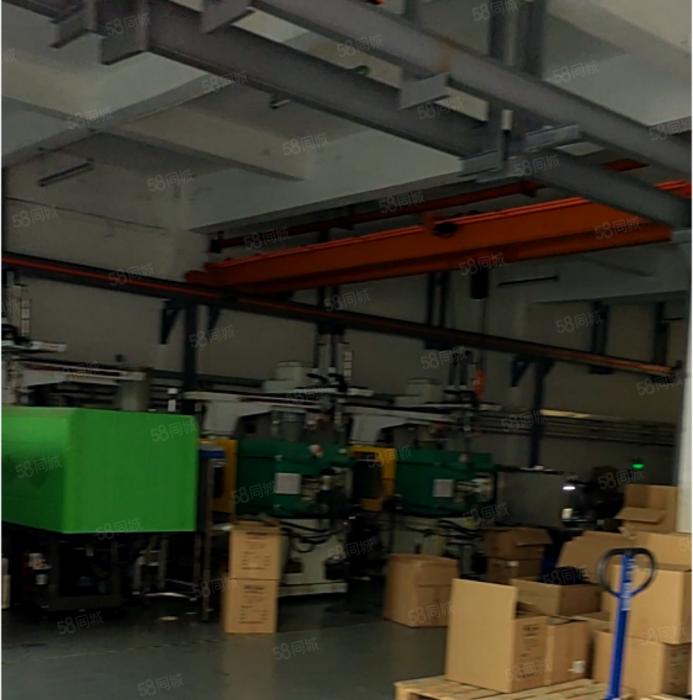 大岭山杨屋标准厂房出租一楼小厂房仓库出租带行车办公室精装修