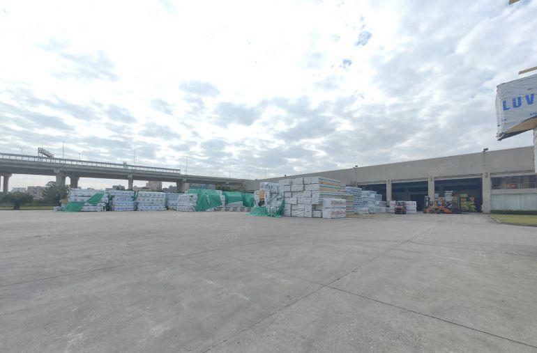 大岭山高速口旁独院钢构22000平1万平空地，低价出租