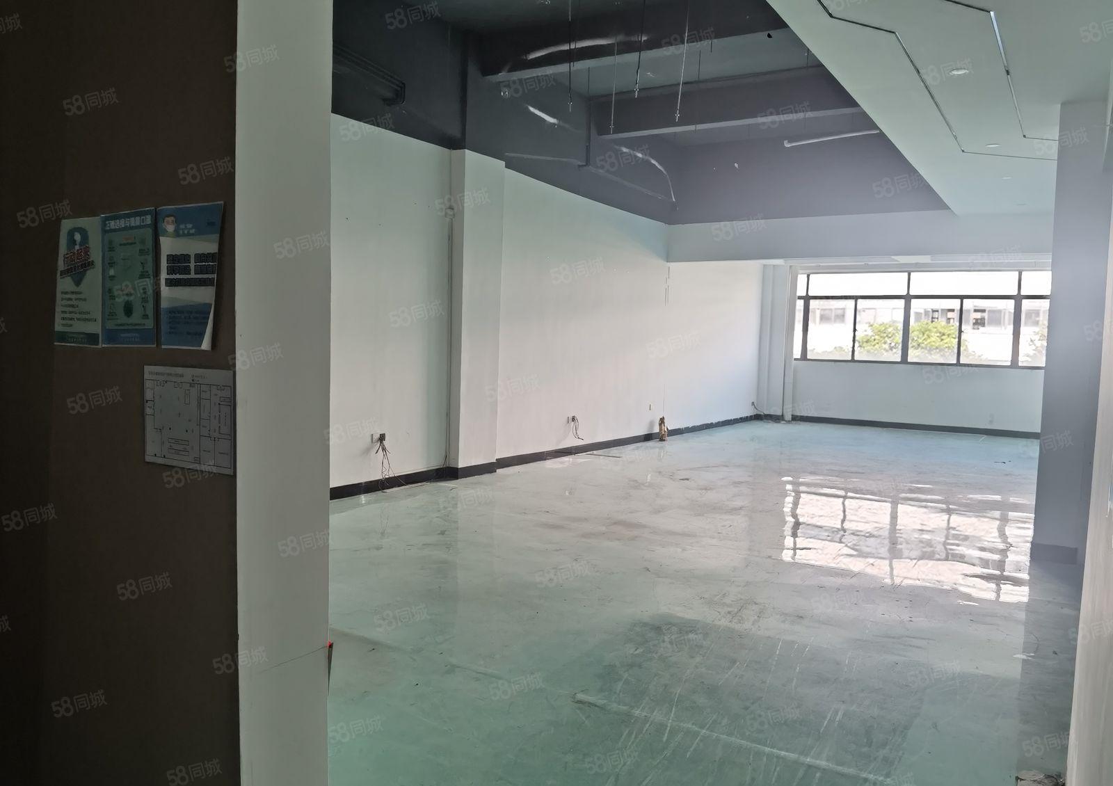 实图给介绍费石碣三楼1650平米厂房出租 可分租380平米起