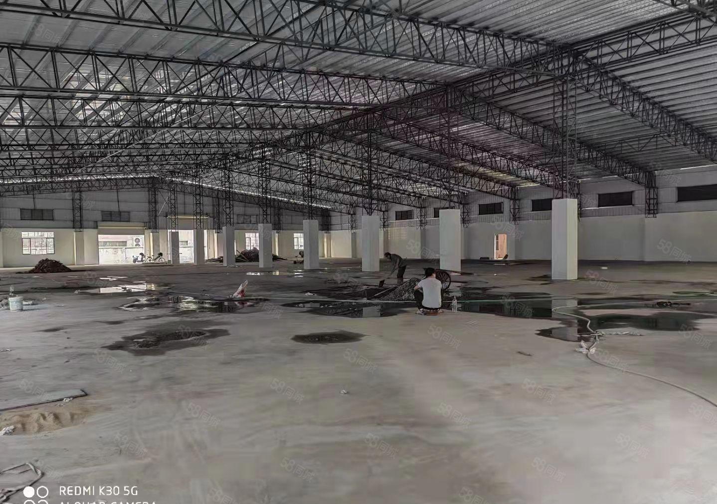 石碣村全新厂房2500方，院子空地800方，价格优惠