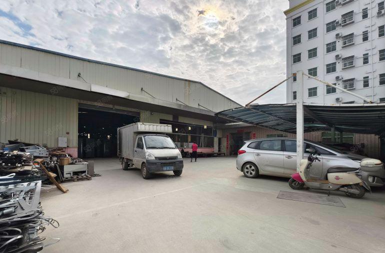 清溪原房东钢构独院3000平高8米宿舍比例少，0公摊电费自交