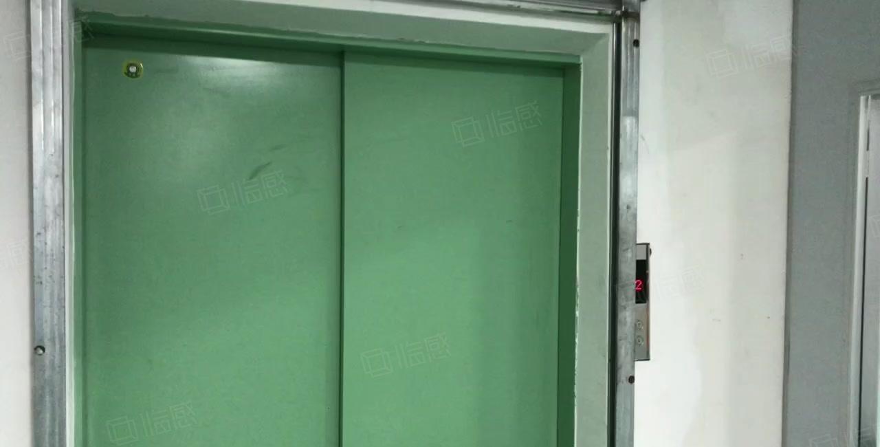 清溪镇谢坑村二楼一整层1300平出租，现成装修，可做电池