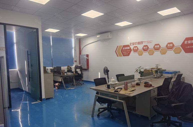 12元！全新装修，清溪浮岗楼上950平标准厂房出租现成办水电