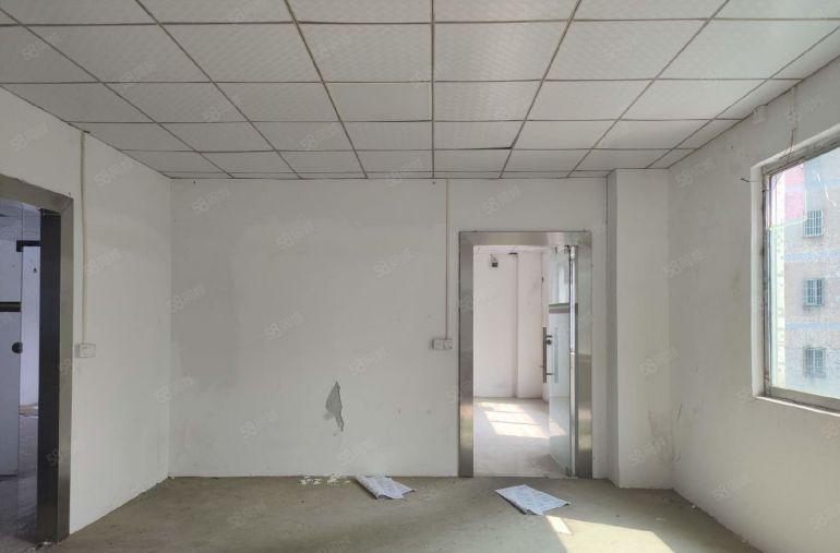 清溪铁松新空2楼精装修厂房1300平，原房东出租空地大车可进